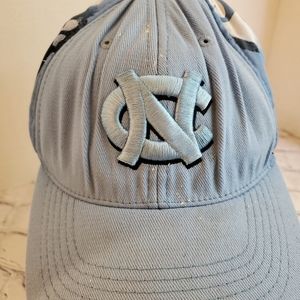 TOP OF  THE  WORID NC TAR HEELS CAP BLUE/ WHITE WITH FOOT FIT ALL